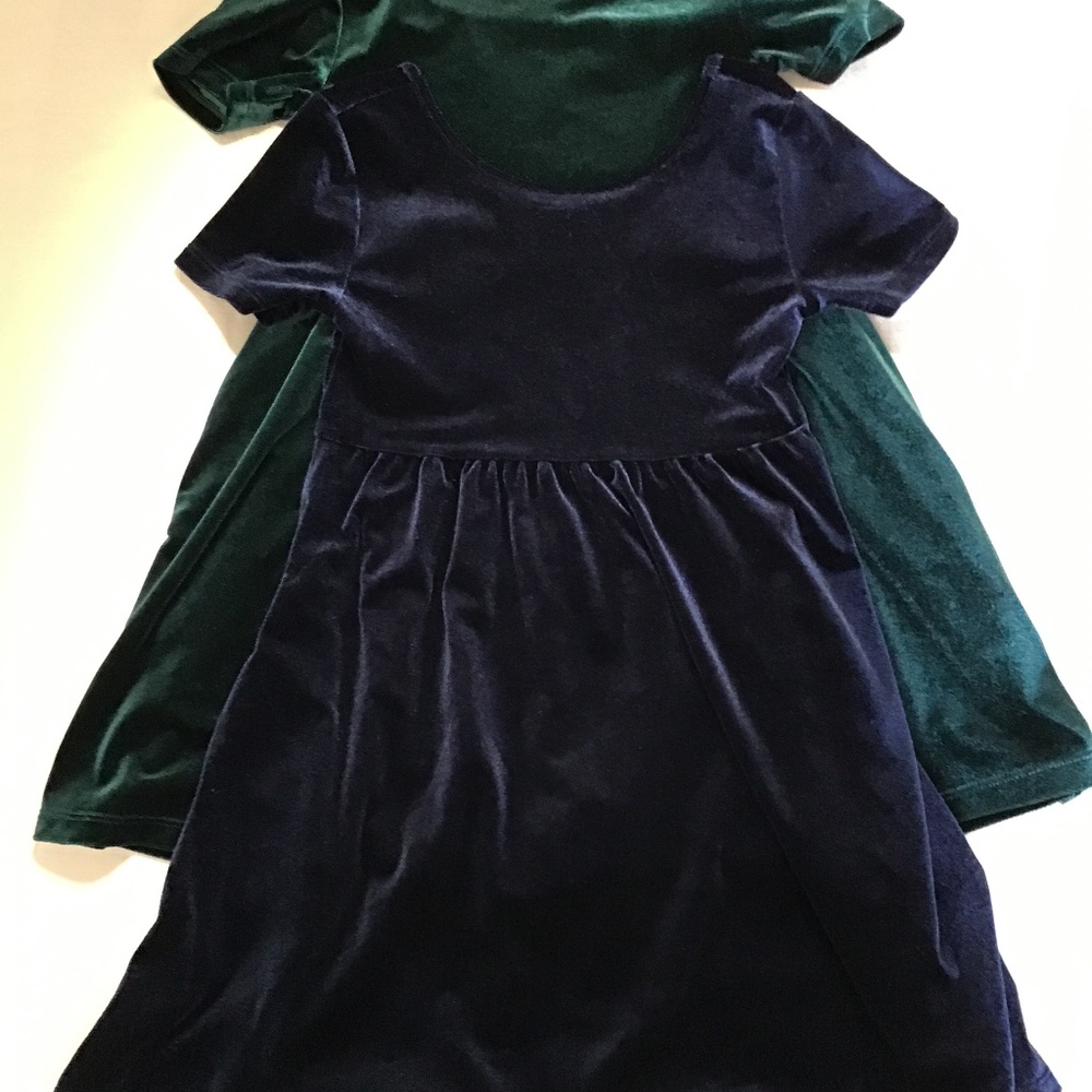 Old Navy, pair of Velvet Dresses, Navy Blue and Emerald, size Girls small 6-7